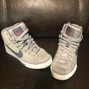Like New! Size 6.5 Nike High Tops